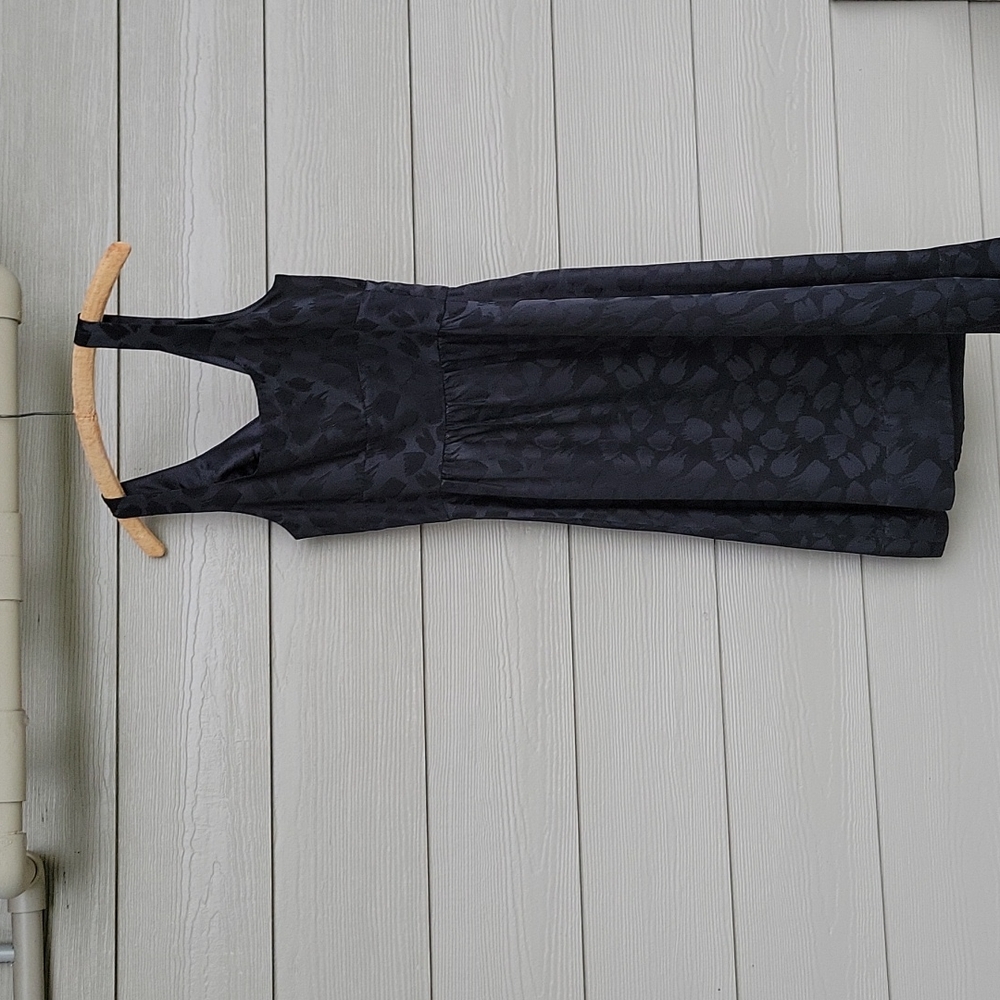 NWT White House Black Market Silk Black Dress Size 6 - Picture 11 of 16